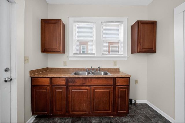 5256 N 36th STREET, Milwaukee, WI 53209