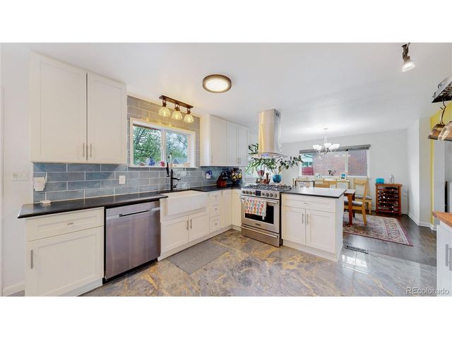 2430 Lee St, Lakewood, CO 80215