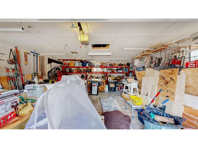 2430 Lee St, Lakewood, CO 80215