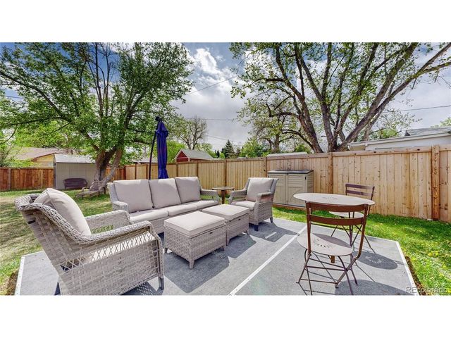 2430 Lee St, Lakewood, CO 80215