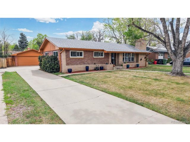 2430 Lee St, Lakewood, CO 80215
