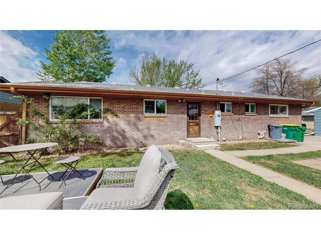 2430 Lee St, Lakewood, CO 80215