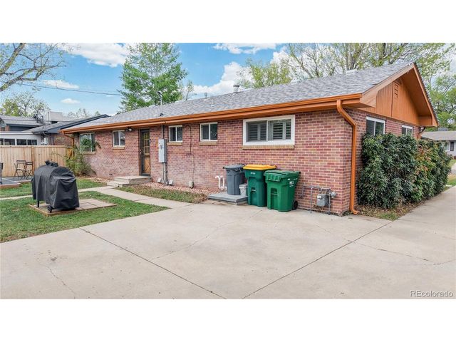 2430 Lee St, Lakewood, CO 80215