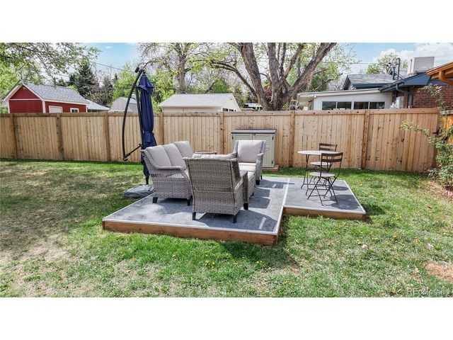 2430 Lee St, Lakewood, CO 80215