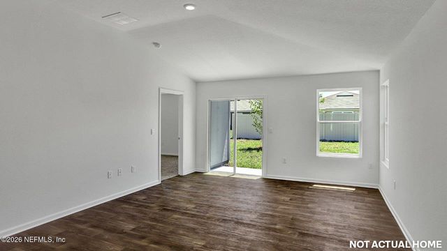 347 CHAMBERS Avenue, Yulee, FL 32097