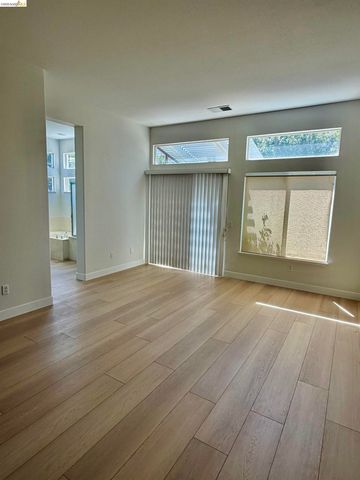 1730 Jubilee Dr, Brentwood, CA 94513