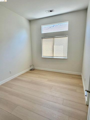 1730 Jubilee Dr, Brentwood, CA 94513