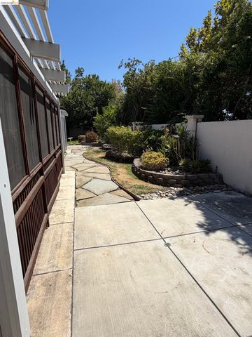 1730 Jubilee Dr, Brentwood, CA 94513