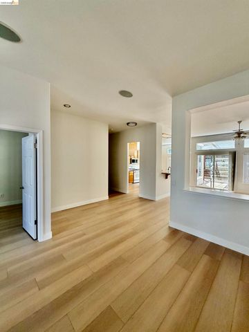 1730 Jubilee Dr, Brentwood, CA 94513