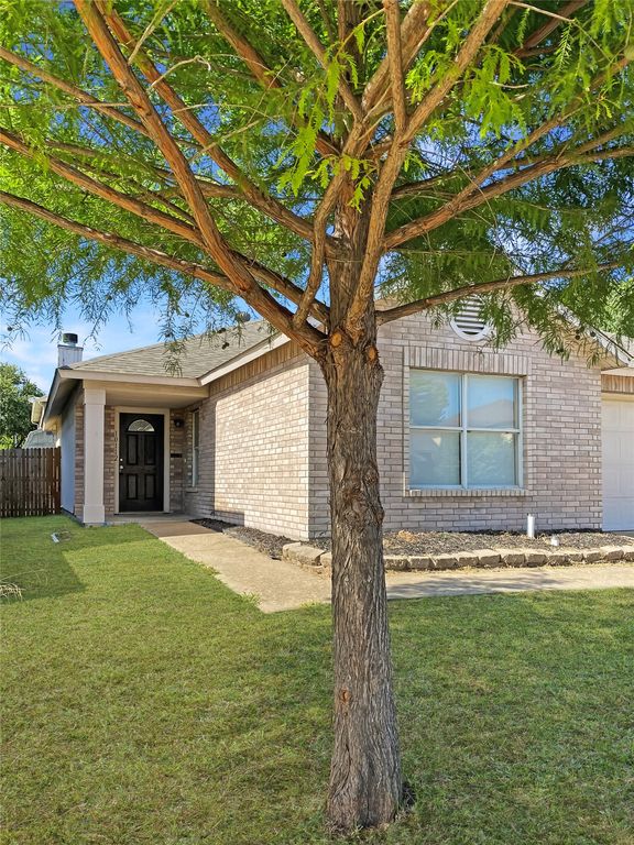 10112 Chapel Glen Terrace, Fort Worth, TX 76116 — photo 5