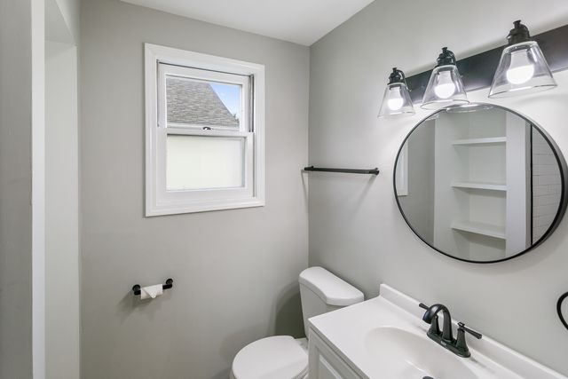 505 Greenbay Avenue, Calumet City, IL 60409