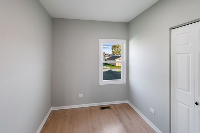 505 Greenbay Avenue, Calumet City, IL 60409