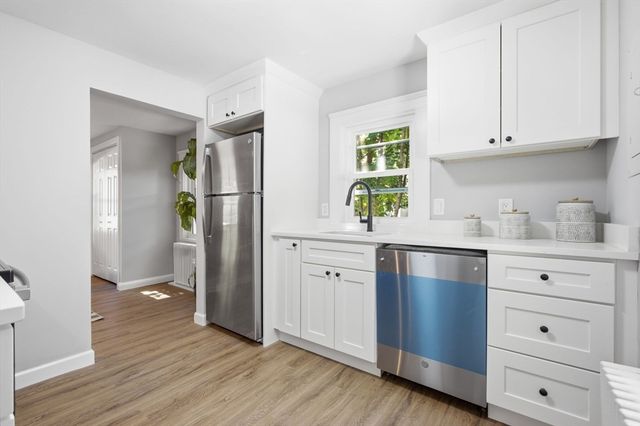 12 Elizabeth St, Stoughton, MA 02072