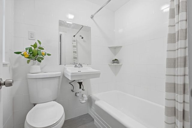 12 Elizabeth St, Stoughton, MA 02072