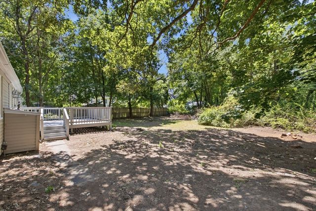 12 Elizabeth St, Stoughton, MA 02072