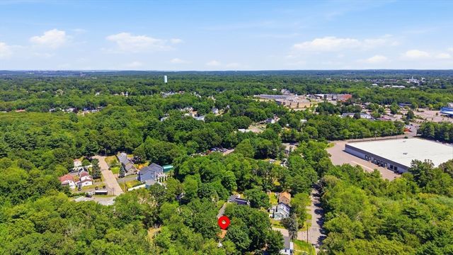 12 Elizabeth St, Stoughton, MA 02072