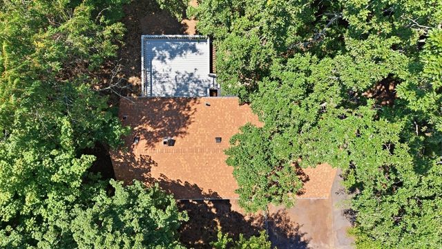 12 Elizabeth St, Stoughton, MA 02072