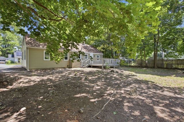 12 Elizabeth St, Stoughton, MA 02072