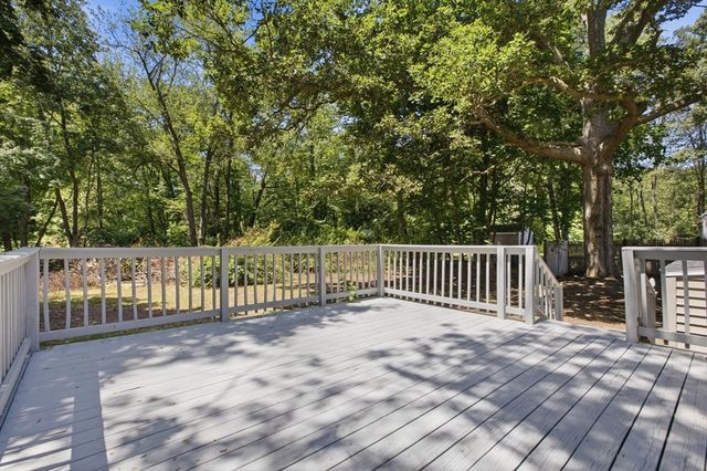 12 Elizabeth St, Stoughton, MA 02072