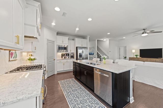 734 Kerr Lake Drive, Fuquay Varina, NC 27526