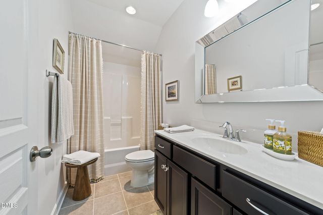 734 Kerr Lake Drive, Fuquay Varina, NC 27526