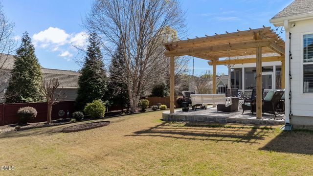 734 Kerr Lake Drive, Fuquay Varina, NC 27526