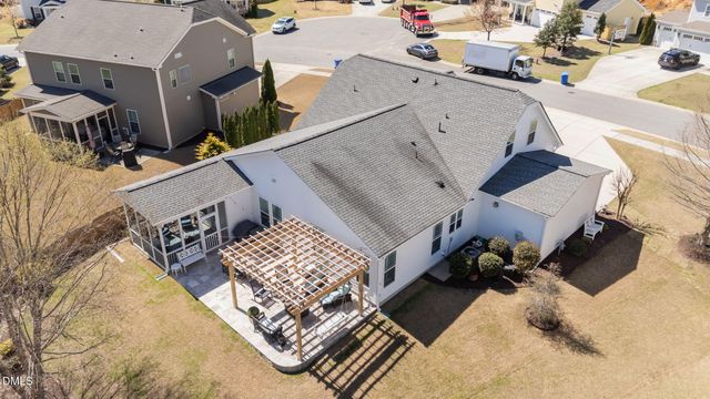 734 Kerr Lake Drive, Fuquay Varina, NC 27526