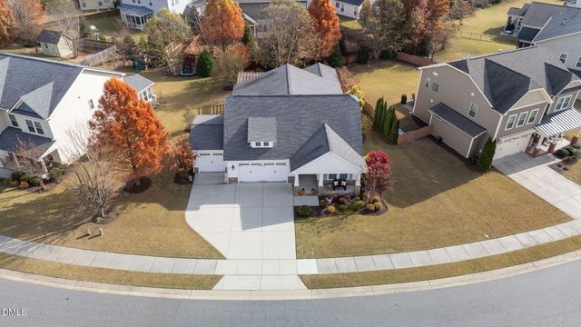 734 Kerr Lake Drive, Fuquay Varina, NC 27526