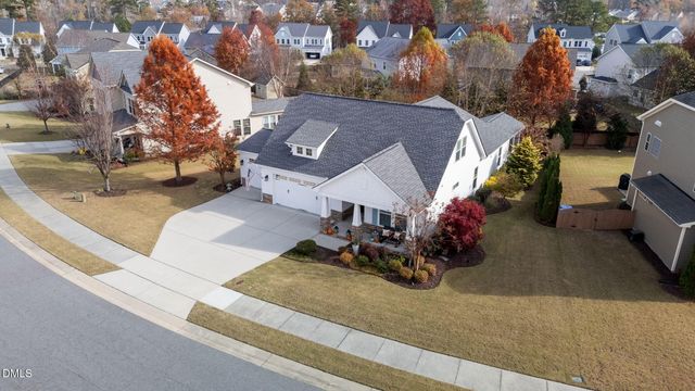 734 Kerr Lake Drive, Fuquay Varina, NC 27526