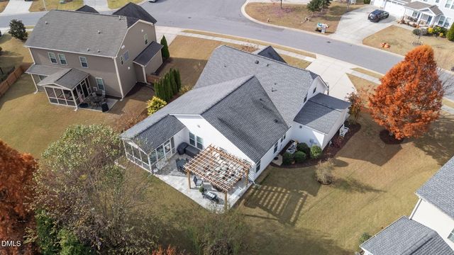 734 Kerr Lake Drive, Fuquay Varina, NC 27526