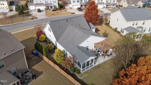 734 Kerr Lake Drive, Fuquay Varina, NC 27526