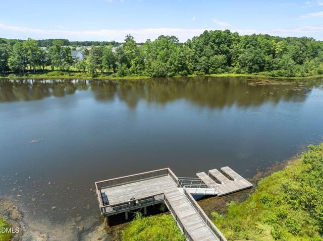 734 Kerr Lake Drive, Fuquay Varina, NC 27526