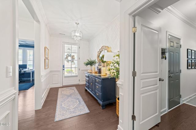 734 Kerr Lake Drive, Fuquay Varina, NC 27526