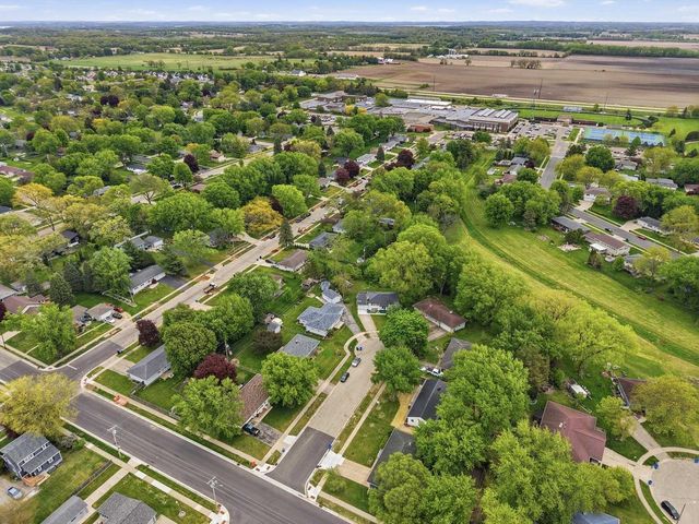 326 Prairie View Court, Oregon, WI 53575