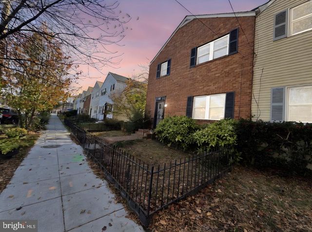 3300 MARTIN LUTHER KING JR AVE SE, Washington, DC 20032