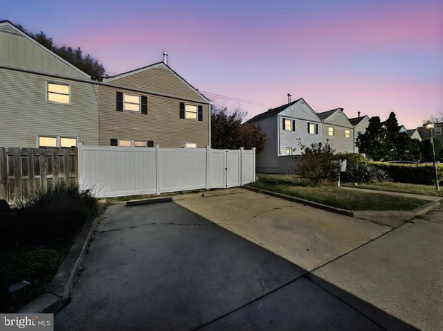 3300 MARTIN LUTHER KING JR AVE SE, Washington, DC 20032