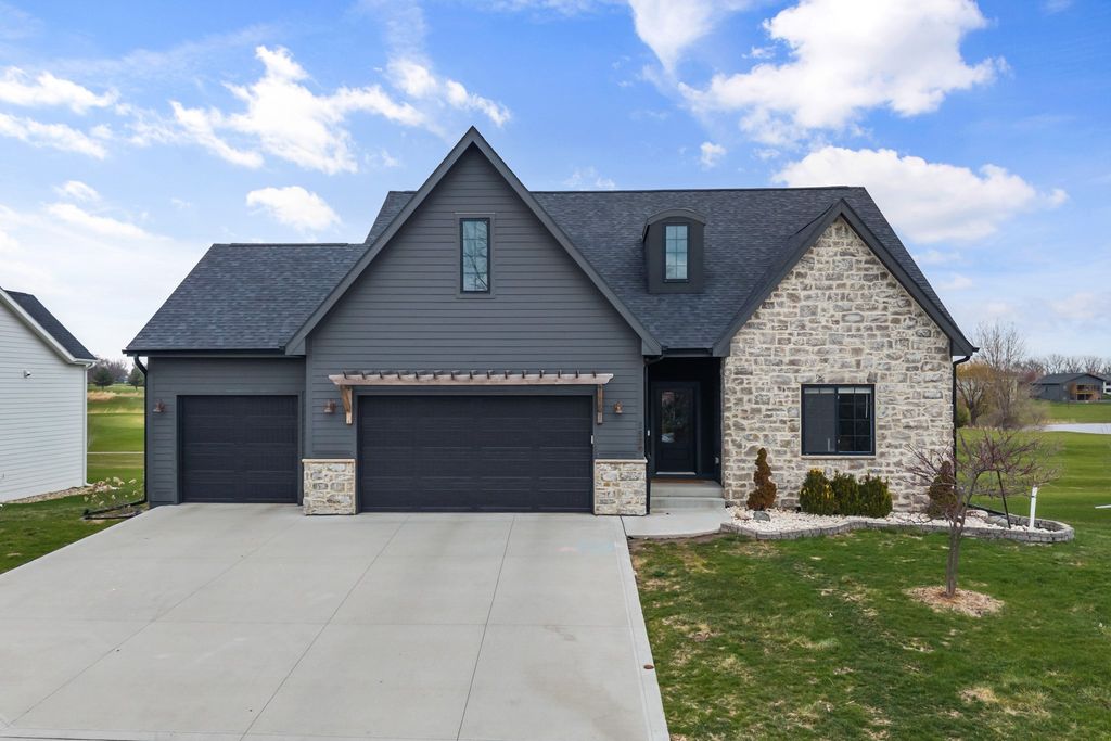 1509 Crestwood Drive, Boone, IA 50036
