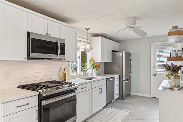 143 Church Street, Barrington, RI 02806