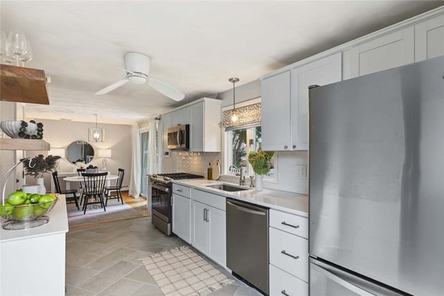 143 Church Street, Barrington, RI 02806