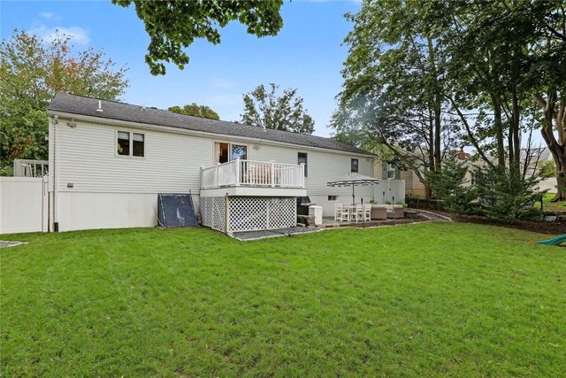 143 Church Street, Barrington, RI 02806