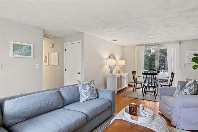 143 Church Street, Barrington, RI 02806