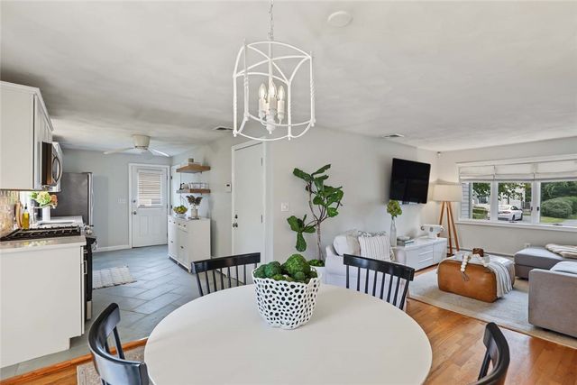 143 Church Street, Barrington, RI 02806