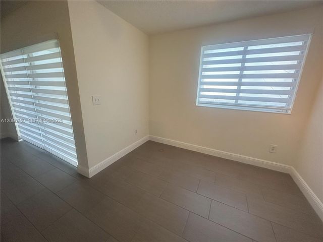 2640 S University Drive 118, Davie, FL 33328