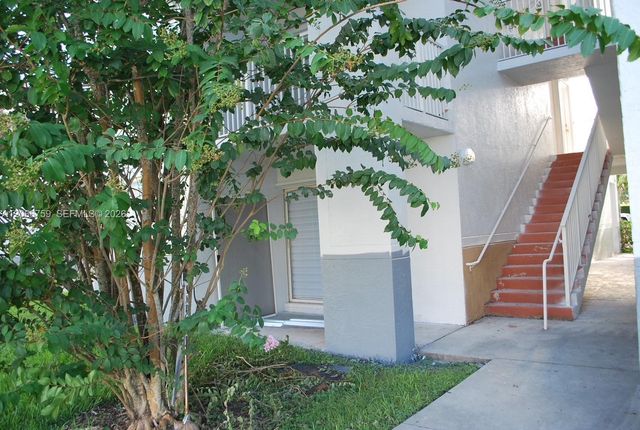 2640 S University Drive 118, Davie, FL 33328