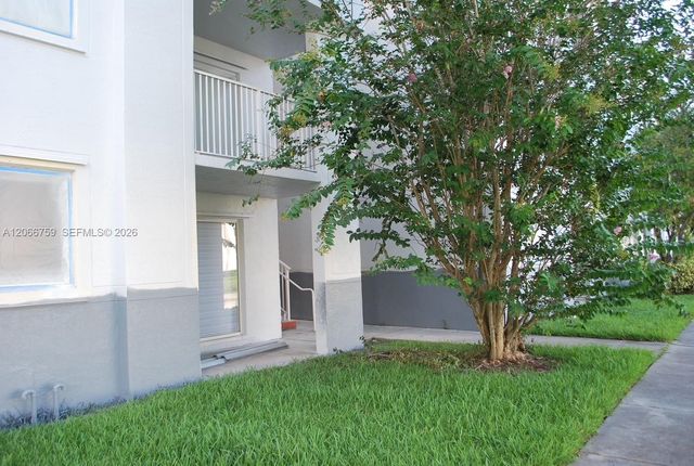 2640 S University Drive 118, Davie, FL 33328