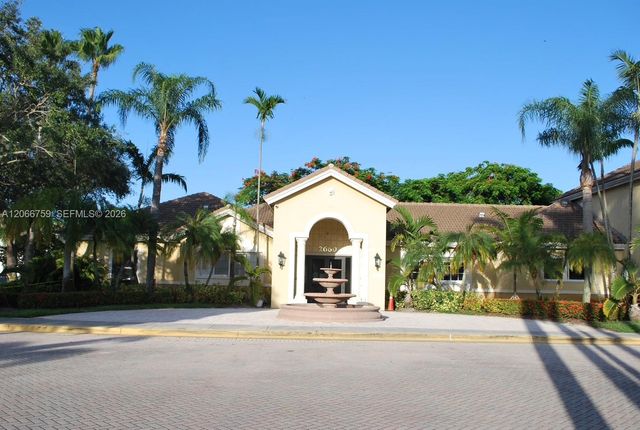 2640 S University Drive 118, Davie, FL 33328