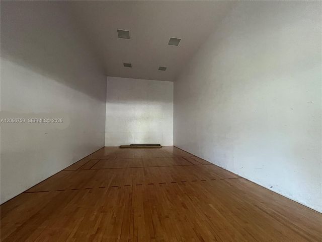 2640 S University Drive 118, Davie, FL 33328