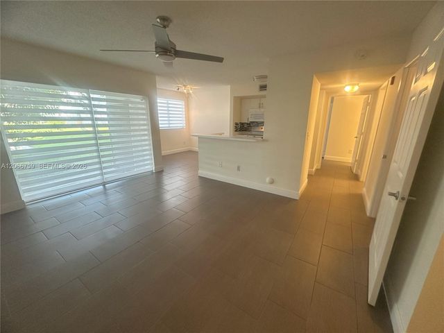 2640 S University Drive 118, Davie, FL 33328