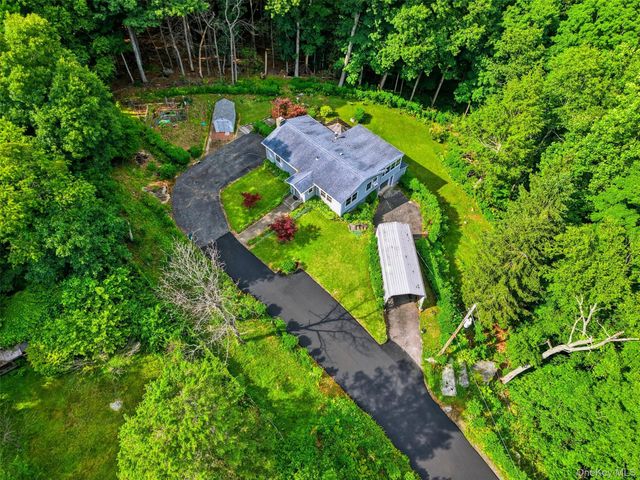 4 Venice Road, Patterson, NY 12563