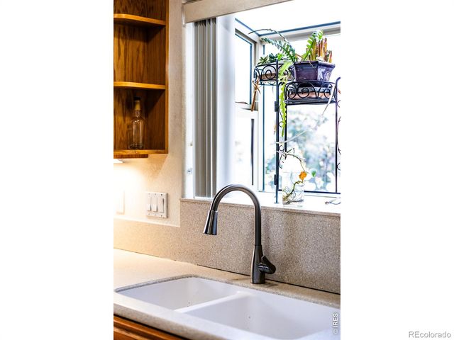 927 Hover Ridge Circle, Longmont, CO 80501